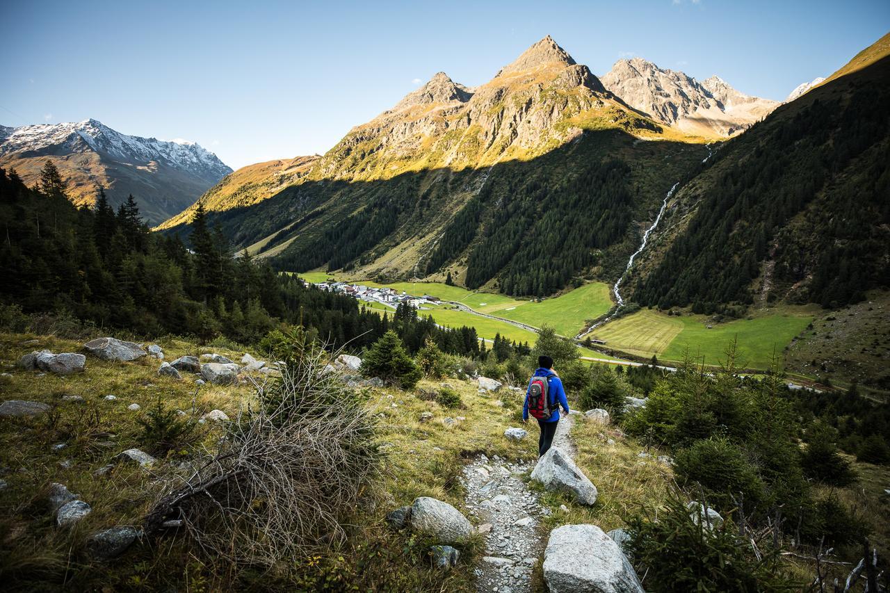 Das Chaletdorf - Pitztal Sankt Leonhard im Pitztal Kültér fotó